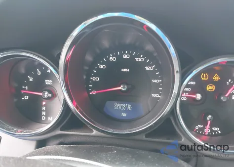 2010 Cadillac Cts Luxury z USA, uszkodzony, nr VIN 1G6DE5EG3A0141137